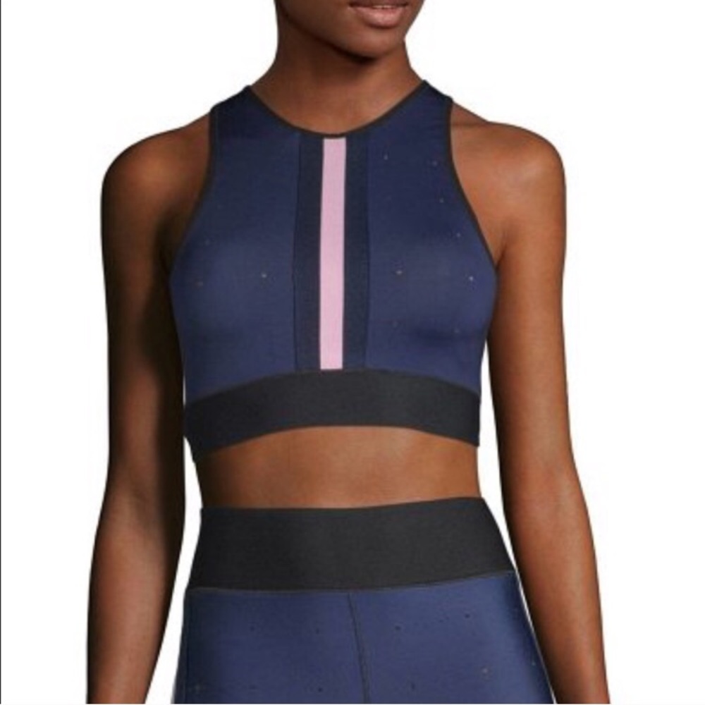 🆕 ULTRACOR ALTITUDE QUILTLINE CROP TOP